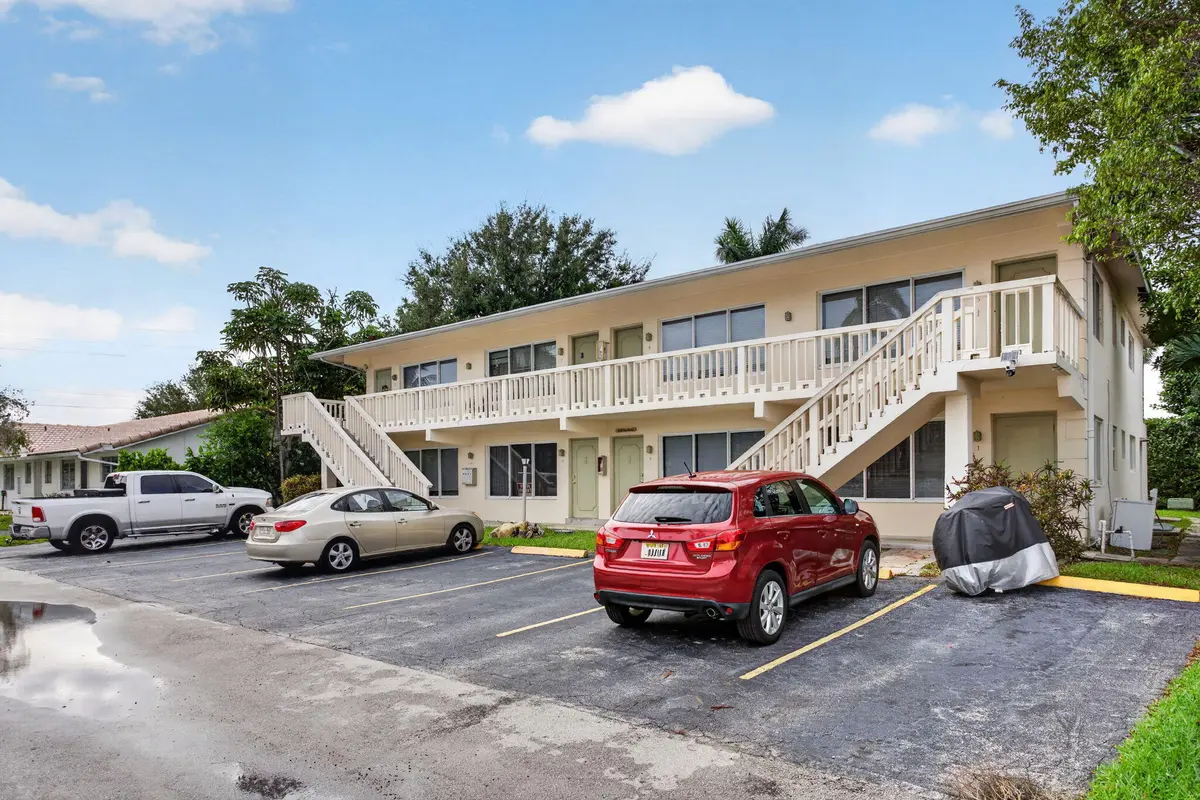 2-web-or-mls-2160-4 at 2160 NE 42nd Court 3, Lighthouse Point