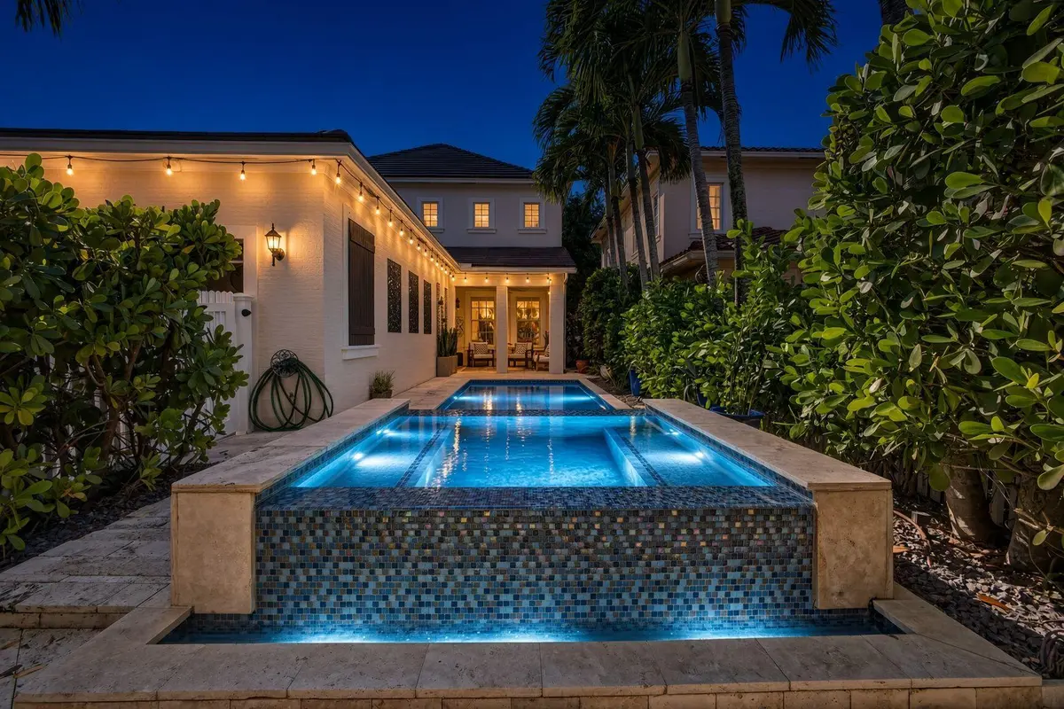 95-web-or-mls-3ZgP8 at 143 Killarney Court, Jupiter