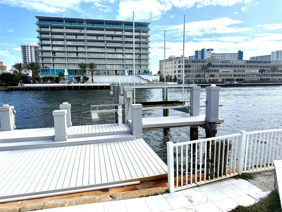 Photo 5 at 720 NE 28TH Avenue, Pompano Beach