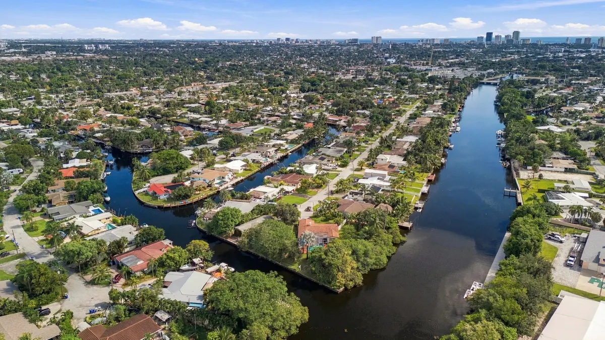 3_460_SW_18TH_CT_POMPANO_BEACH at 460 SW 18TH Court, Pompano Beach