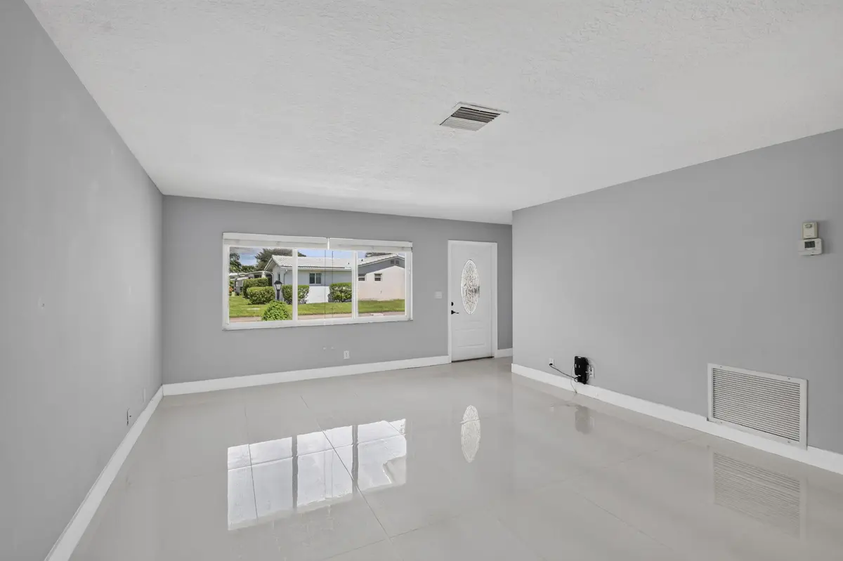 9-web-or-mls-DSC_0583 at 1404 SW 22nd Avenue, Boynton Beach