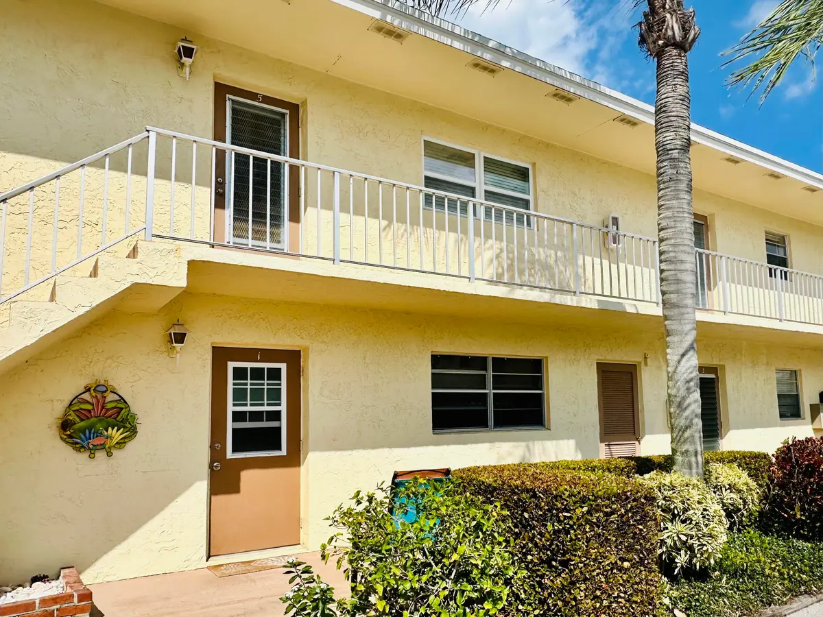 Front of Structure at 2950 SE Ocean Boulevard 130-6, Stuart