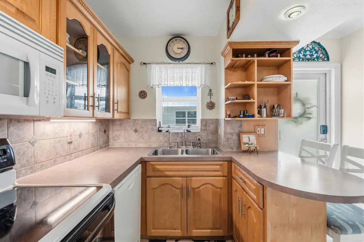 26P03144 at 2400 NE 16TH Street 212, Pompano Beach