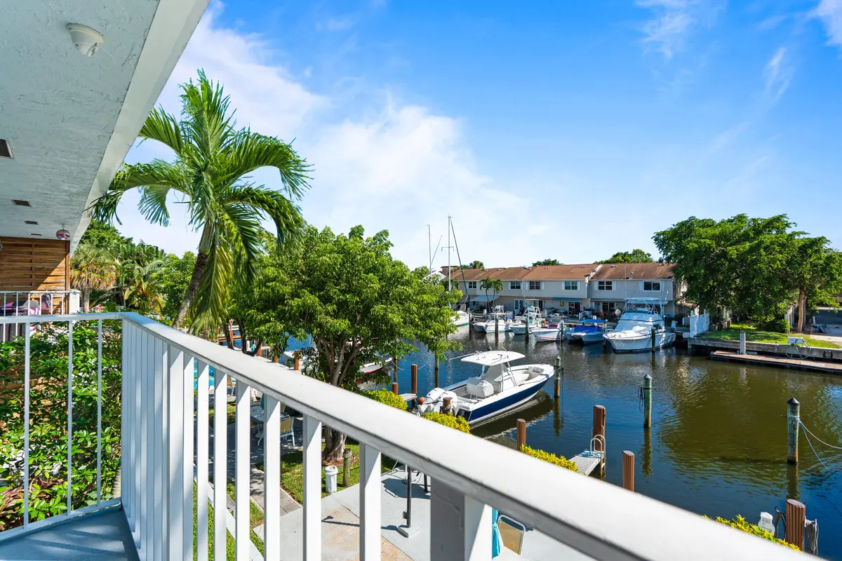 26P03227 at 2400 NE 16TH Street 212, Pompano Beach