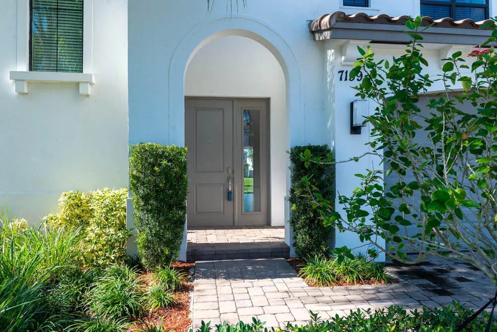 Entrance at , Lake Worth