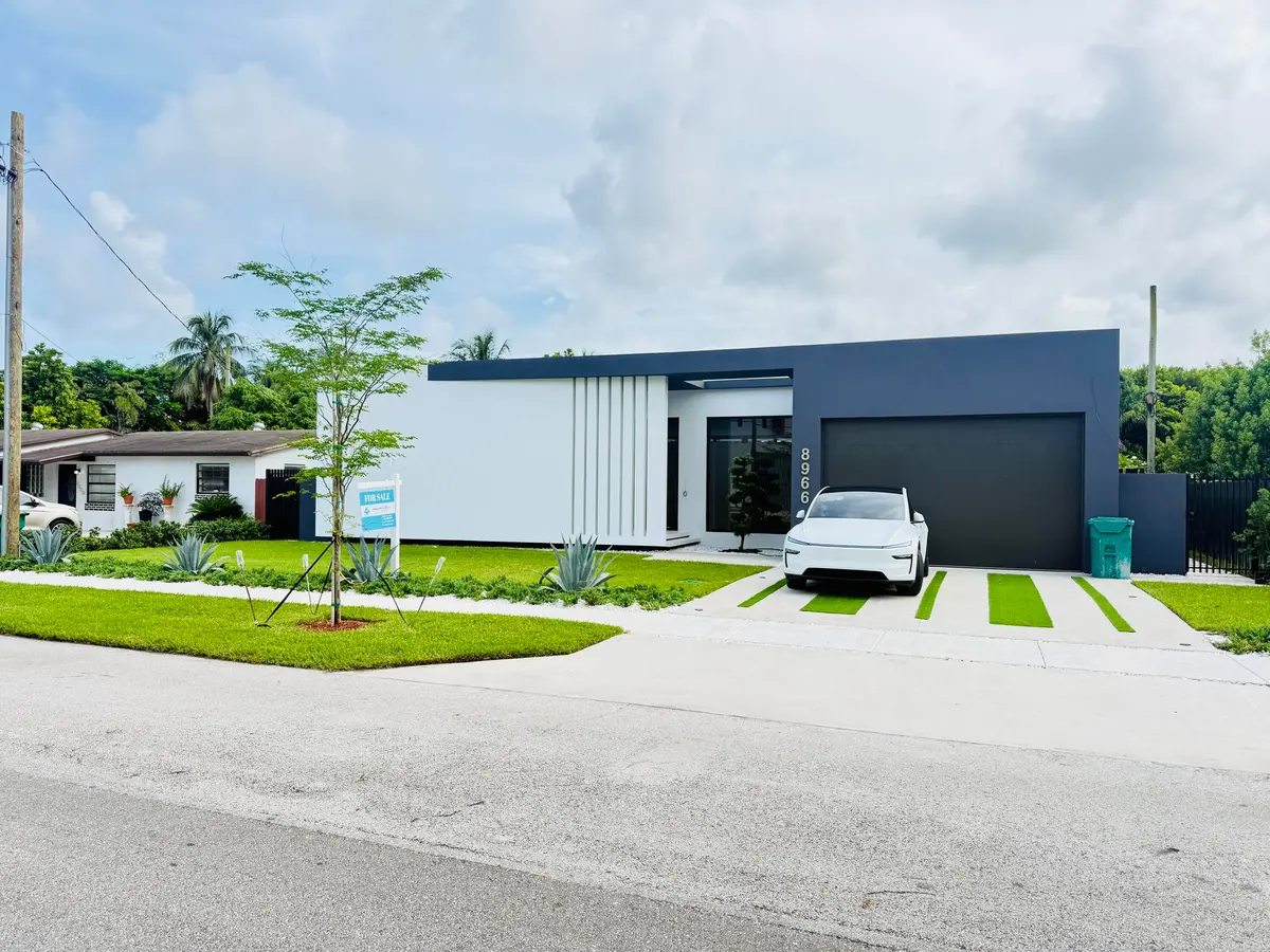 front tesla at 8966 SW 40th Terrace, Miami