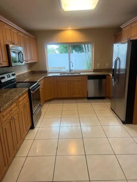 7187 THOMPSON Road, Boynton Beach, FL – photo 2