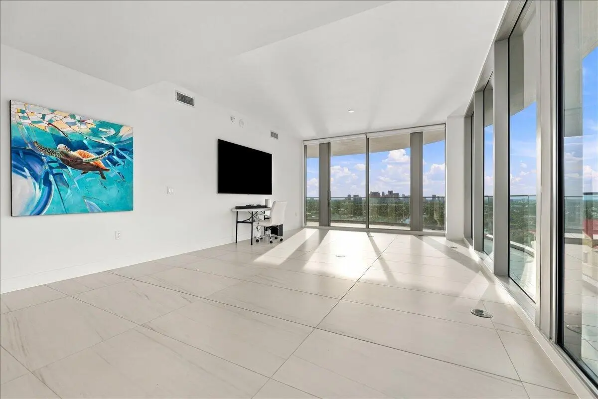 01-DSC09275 at 153 N Seabreeze Boulevard 1604, Fort Lauderdale