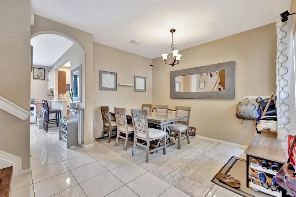 2851 W PROSPECT Road 1209, Tamarac, FL – photo 7