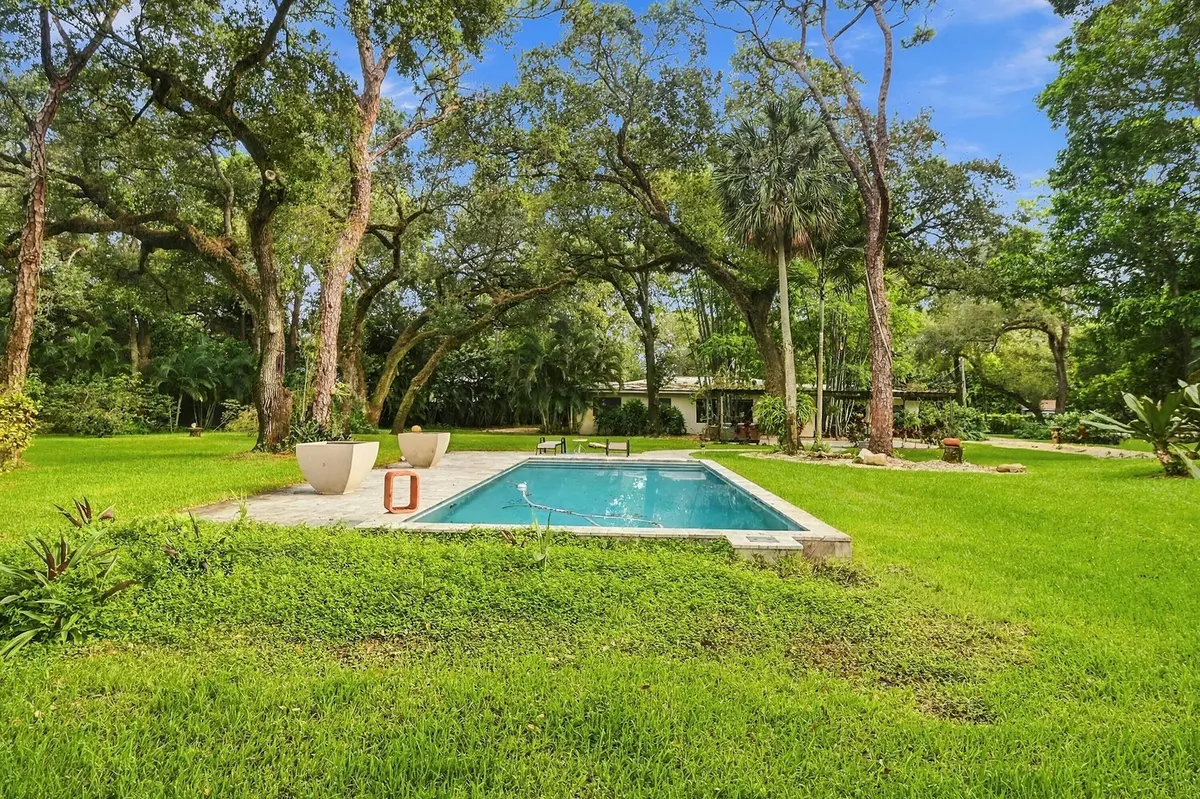 Pool at 1549 SW 30th Place, Fort Lauderdale