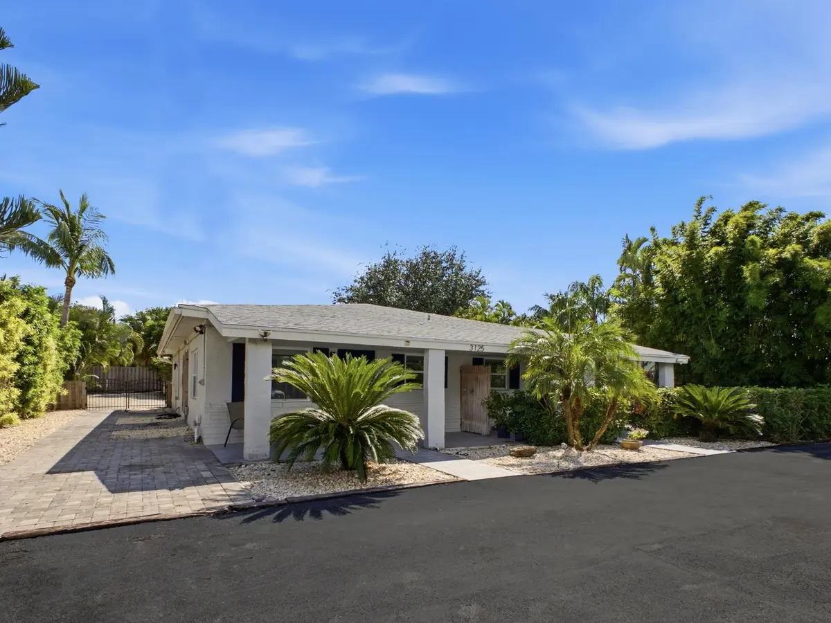 Building Front 2 at 3125 Albatross Road, Delray Beach