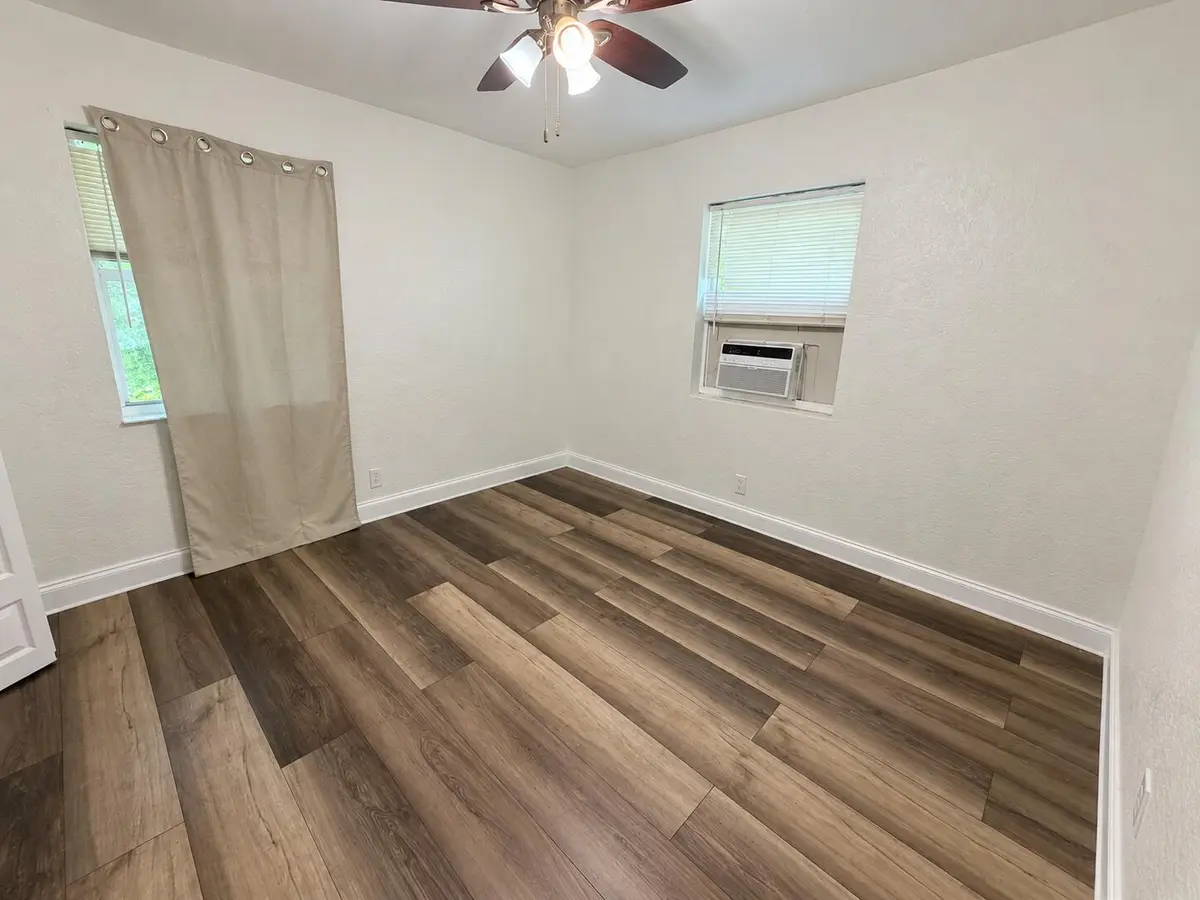 C34E1CFA-496F-4824-9BBF-7772E98818B7 at 2219 Wilson Street, Hollywood