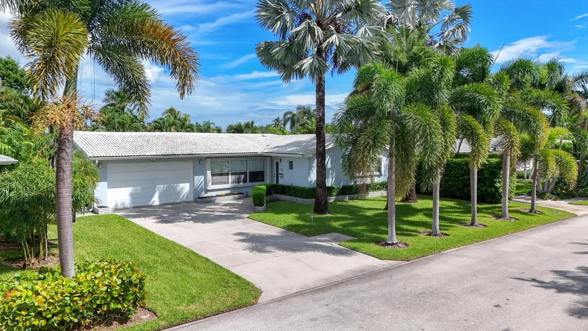64-web-or-mls-DJI_20261007234933_0315_D- at 128 Vassar Drive, Lake Worth Beach