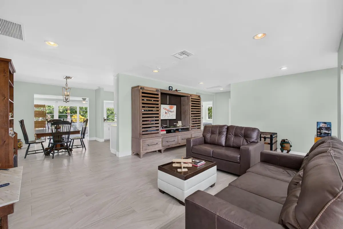 13-web-or-mls-5D1A5604 at 128 Vassar Drive, Lake Worth Beach