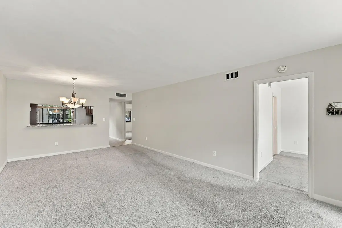 08_living room at 10607 W CLAIRMONT Circle 109, Tamarac