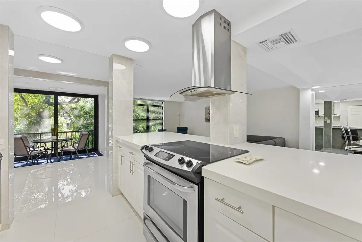 Kitchen at 3730 INVERRARY Drive 2L, Lauderhill