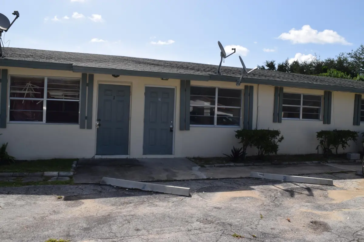 Southland Front at 207 Southland Drive 2, Fort Pierce
