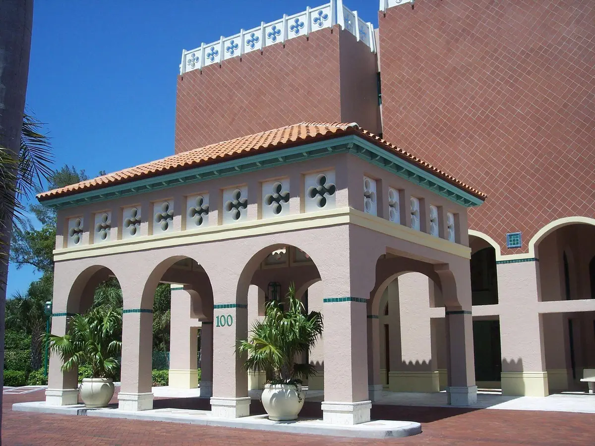 Mizner Court Building at 100 SE 5TH Avenue 102, Boca Raton