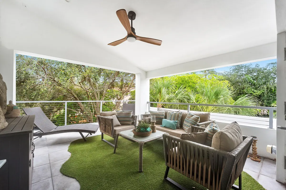 3rd FloorOutdoor LR at 26 SE 10TH Avenue, Fort Lauderdale
