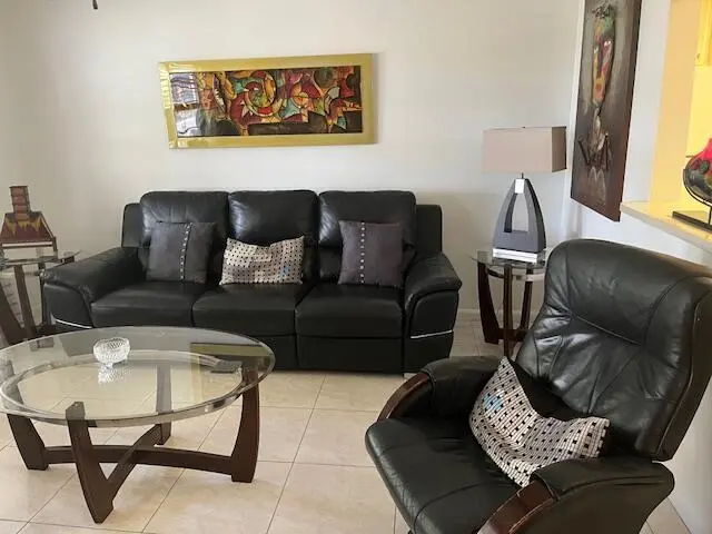 Living room at 300 WINDSOR M M, West Palm Beach