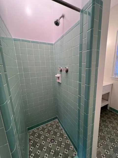 706 bath2 at 700 Talladega Street, West Palm Beach