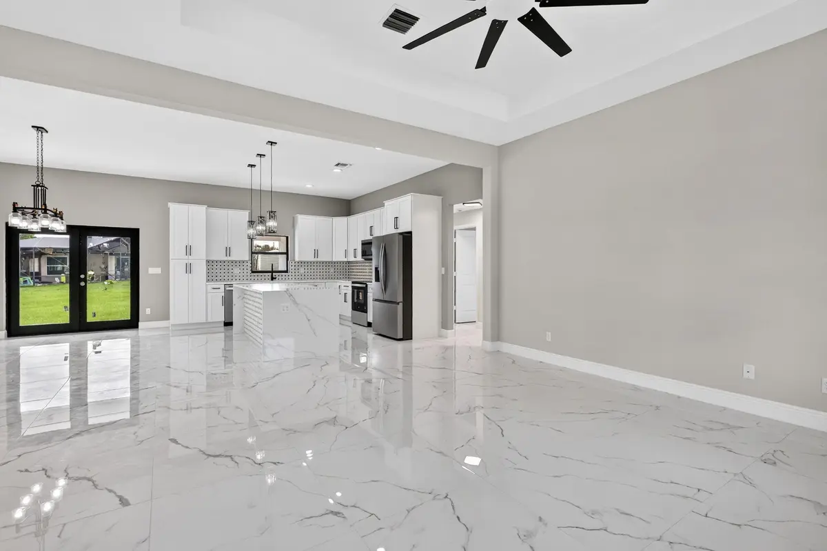 22-web-or-mls-5P1A6142 at 6447 NW FONTANA Street, Port St. Lucie