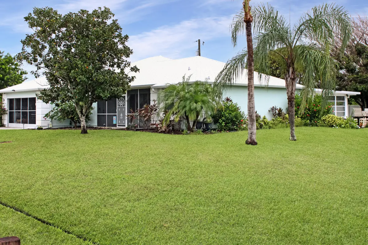 side at 2971 SE MELALEUCA Boulevard, Port St. Lucie