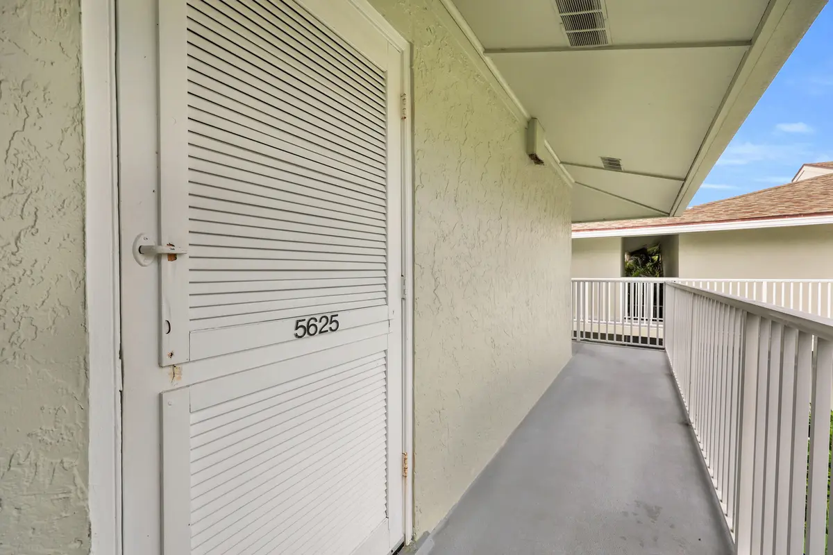 2400 se ocean drive 5625 - 002 at 2400 S OCEAN Drive 5625, Fort Pierce