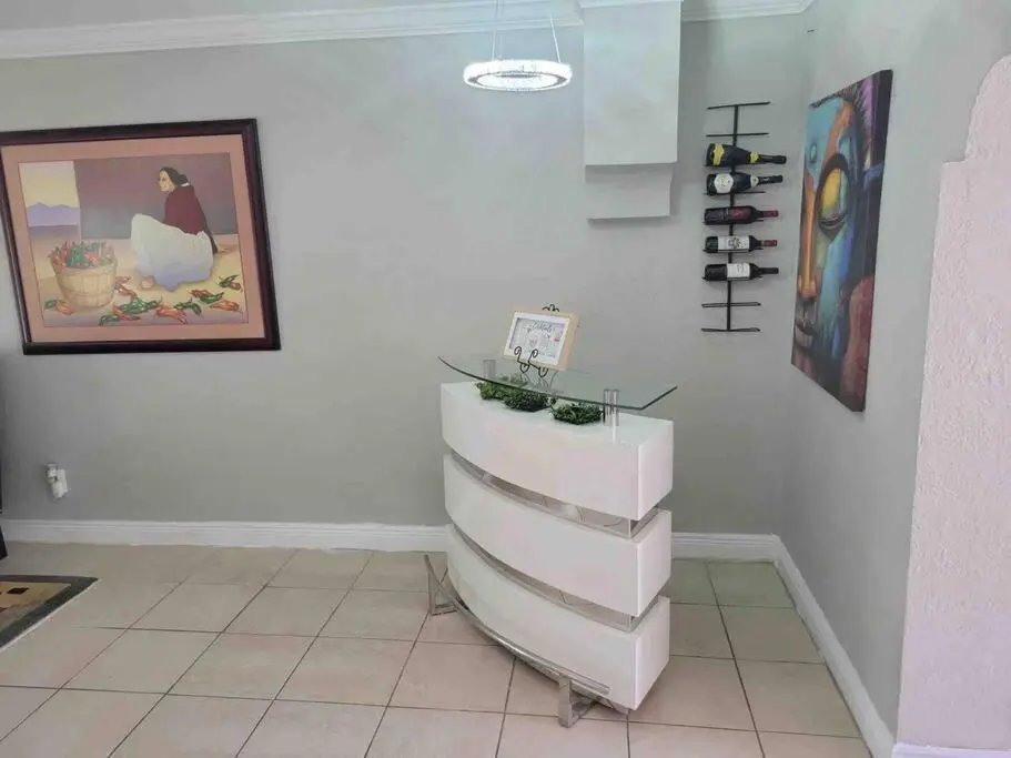 Bar area at 3321 SW 32ND Avenue, West Park