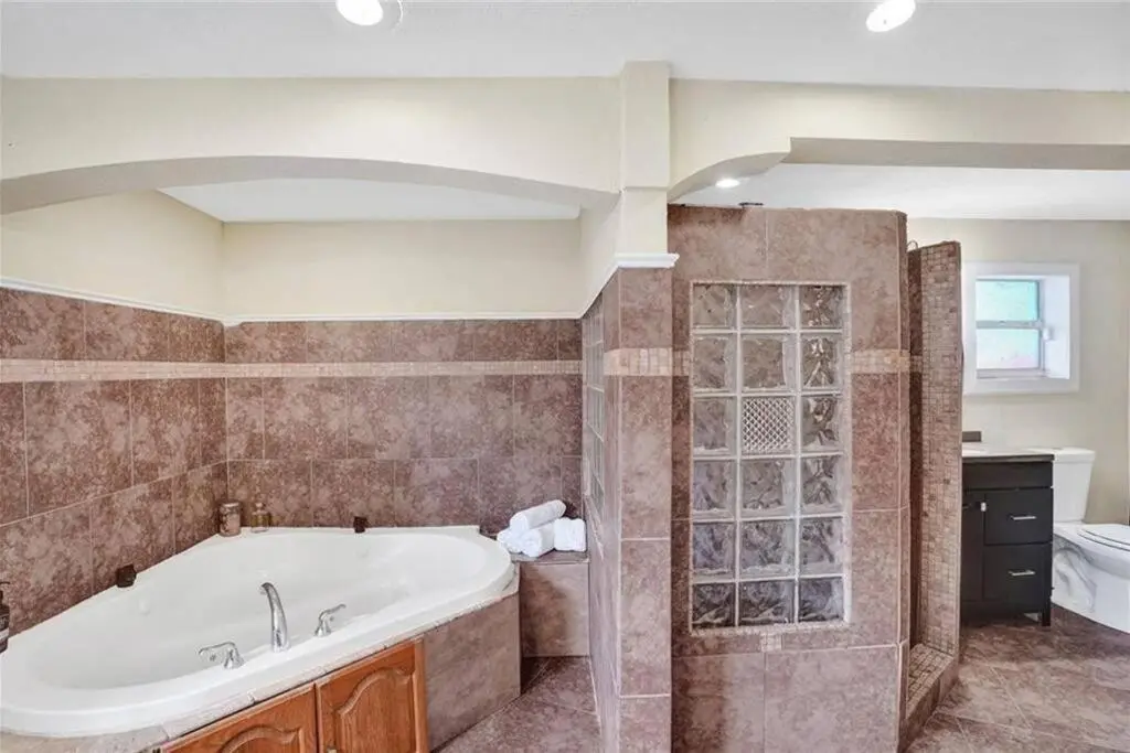 Mastr ShowerJacuzzi at 3321 SW 32ND Avenue, West Park