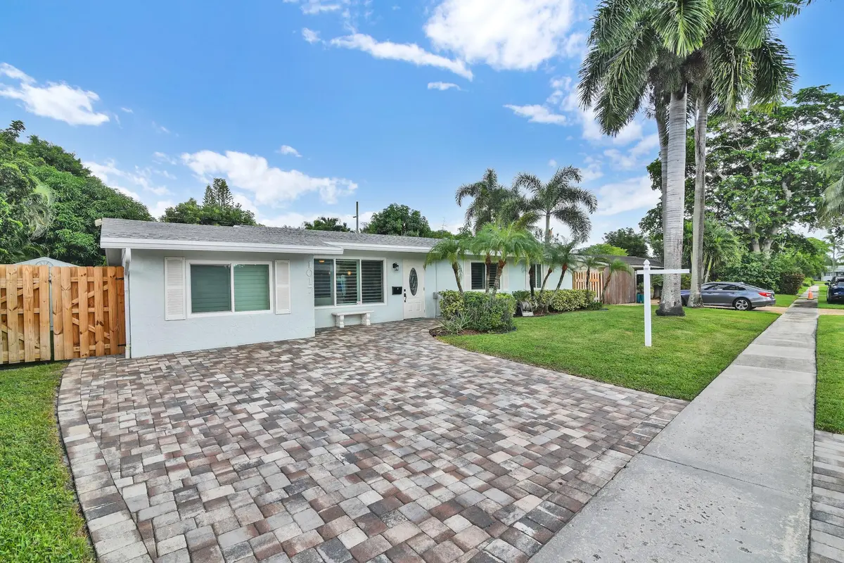 1017 SE Seventh St Deerfield Beach -56 at 1017 SE 7TH Street, Deerfield Beach