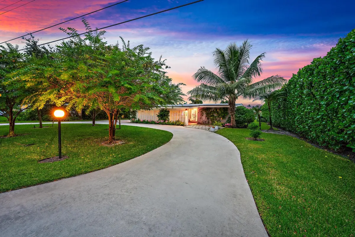 7128 W Lake Dr 2026-50 at 7128 W Lake Drive, Lake Clarke Shores