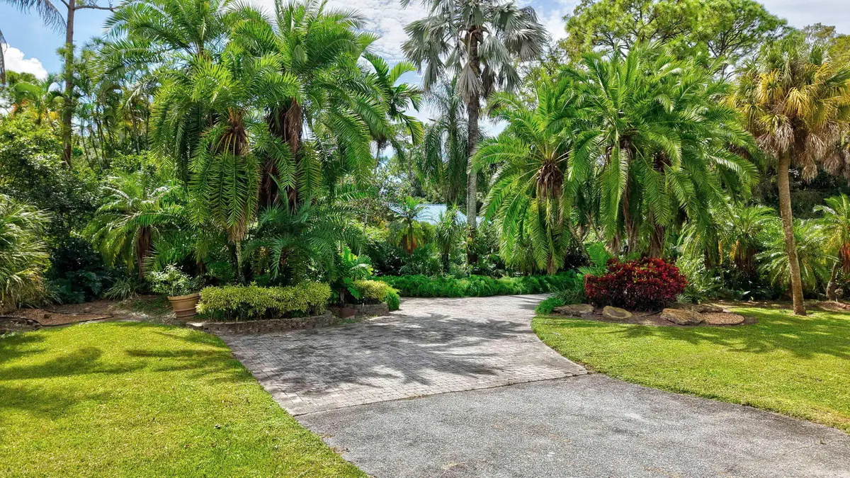 Circular Driveway at 16280 E Sycamore Drive, The Acreage