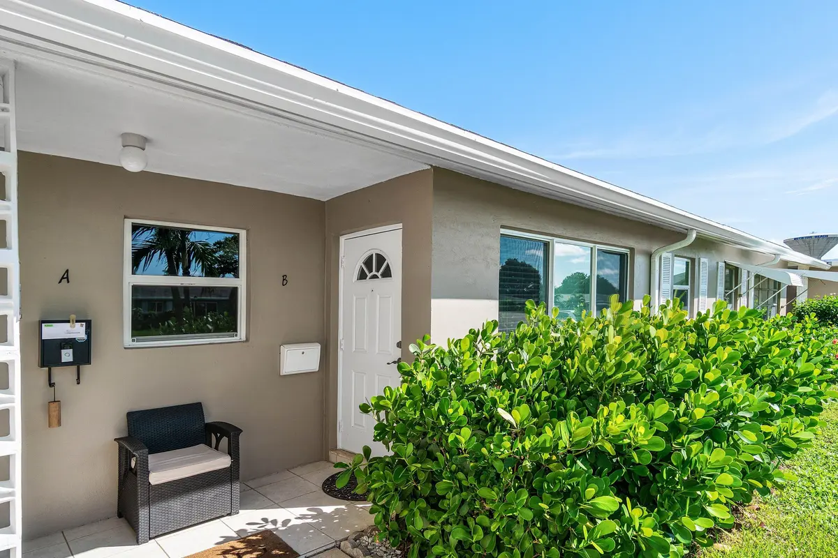 004-165SouthBoulevard-B-BoyntonBeach-FL- at 165 SOUTH Boulevard B, Boynton Beach