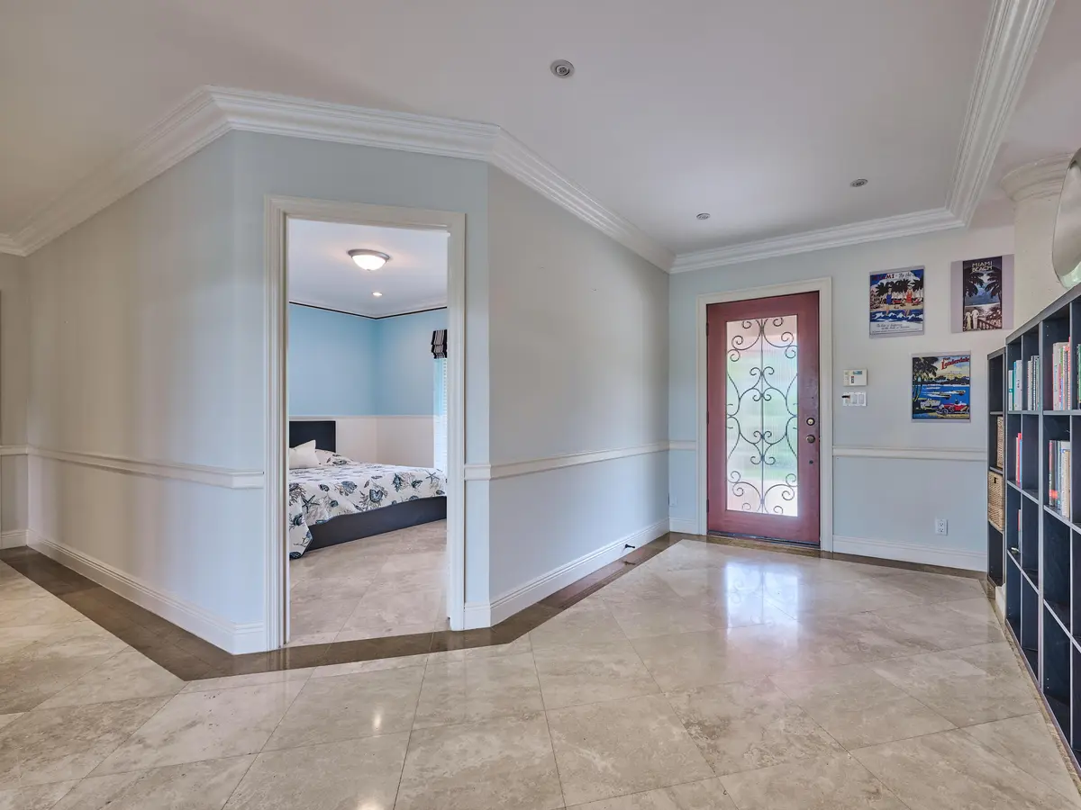 © PYL 0010 at 501 Coconut Isle Drive, Fort Lauderdale