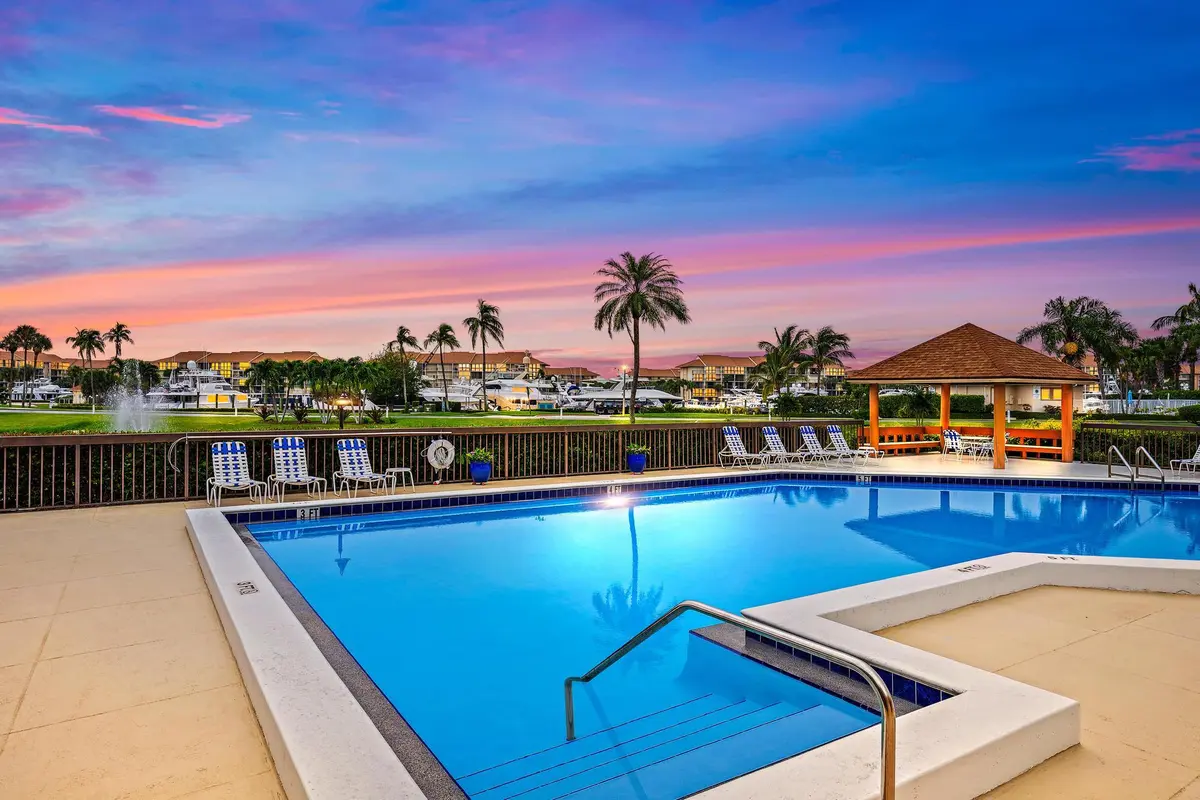 601 Seafarer Cir unit 201 pool-4 at 601 SEAFARER Circle 201, Jupiter