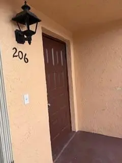 Entrance at 5939 FOREST HILL Boulevard 206, West Palm Beach