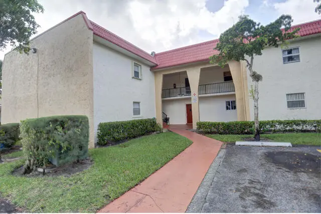 Front 188 Lake Evelyn Dr West Palm Beach at 188 Lake Evelyn Drive, West Palm Beach