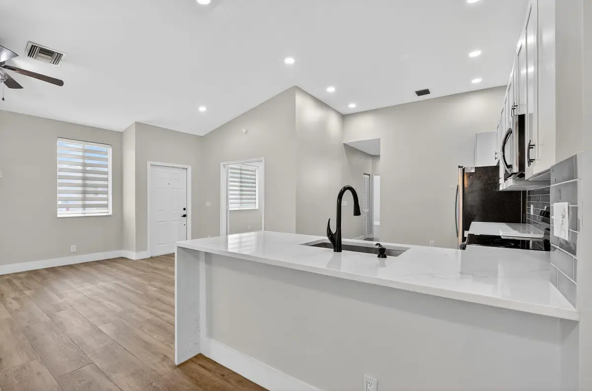 10-web-or-mls-042_DSC_0389 at 851 NW 42nd Place, Deerfield Beach