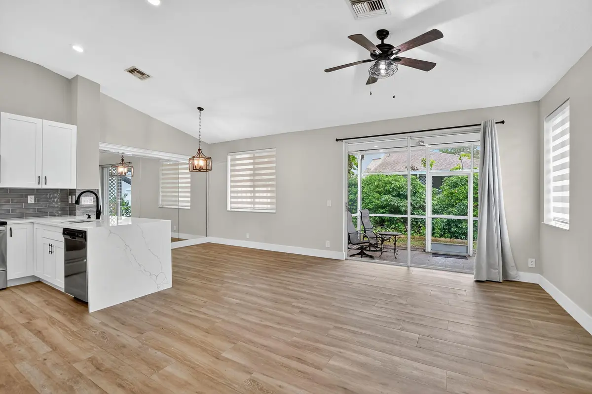 5-web-or-mls-037_DSC_0361 at 851 NW 42nd Place, Deerfield Beach