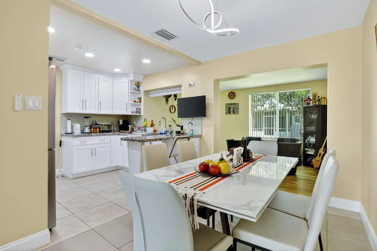 26-web-or-mls-6945-3749 at 6945 NW 14th Street, Margate