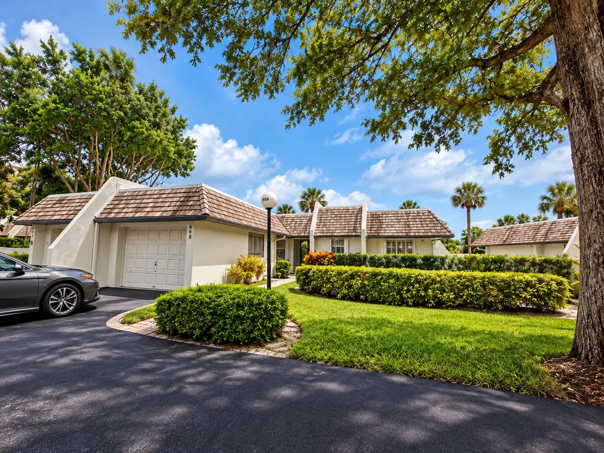 808 E CYPRESS Lane P-12, Pompano Beach, FL – photo 2