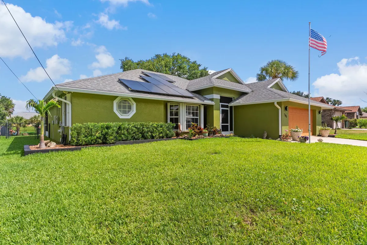 Side View at 185 JOY HAVEN Drive, Sebastian