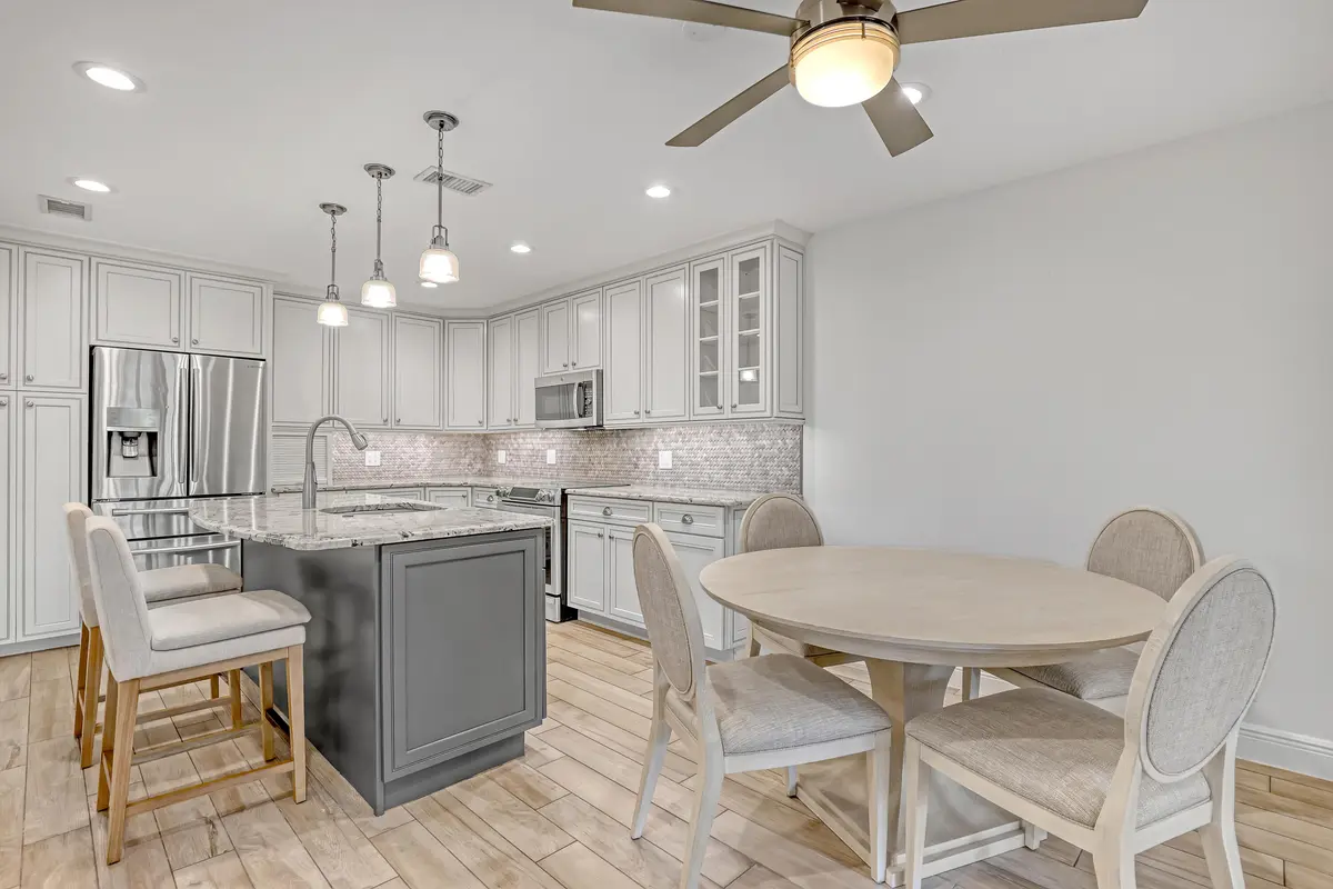 kitchen at 131 PALM Avenue 31, Jupiter