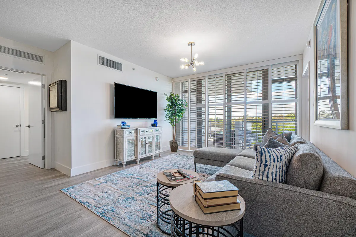 016-111Southeast1stAvenue-DelrayBeach-FL at 111 SE 1st Avenue 416, Delray Beach