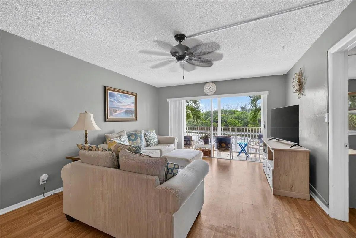 10-8I8A0016 at 333 NE 19TH Avenue 203, Deerfield Beach