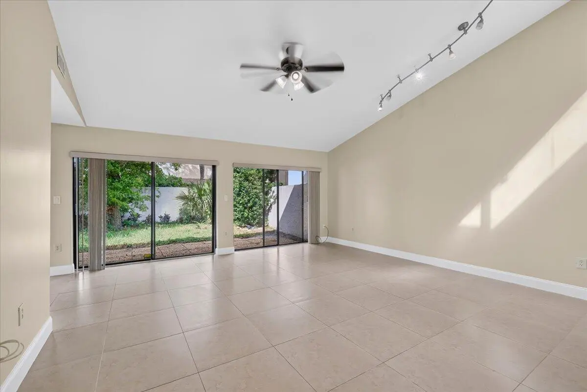 04-001_8I8A0352 at 572 SW 28TH Avenue, Delray Beach