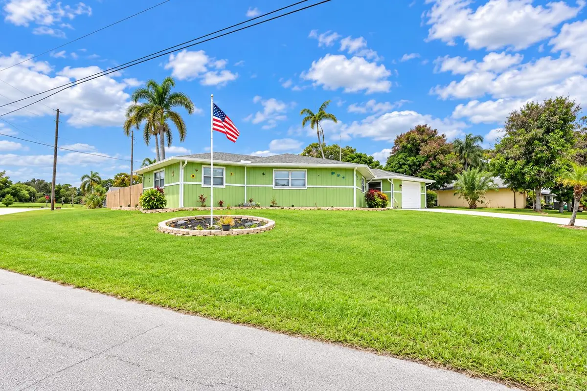 57FC8C5E-4792-4341-AF87-6C1ED90168B3 at 1525 SE HOLIDAY Road, Port St. Lucie