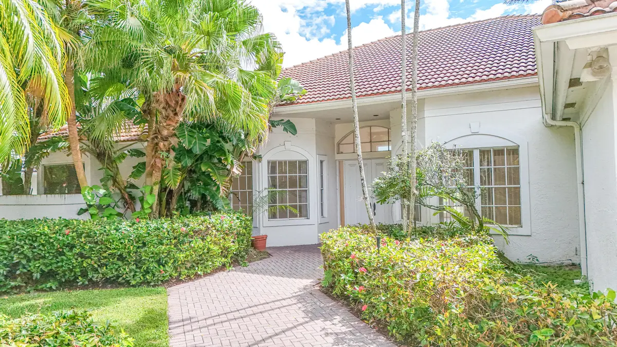 DJI_20261010000517_0519_D at 5768 Harrington Way, Boca Raton