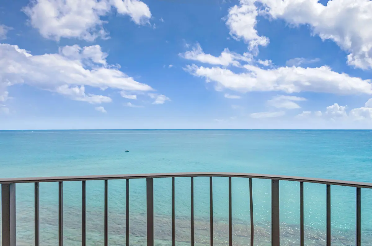 5420 N Ocean Drive 1401 at 5420 N Ocean Drive 1401, Singer Island
